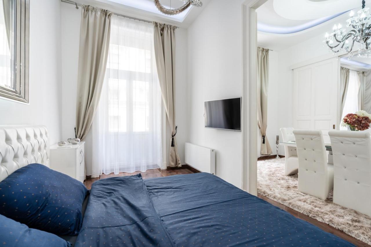 Opera Balkony Luxury Apartment With Free Parking ブダペスト エクステリア 写真